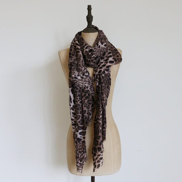 Hendrix Scarf in Brown